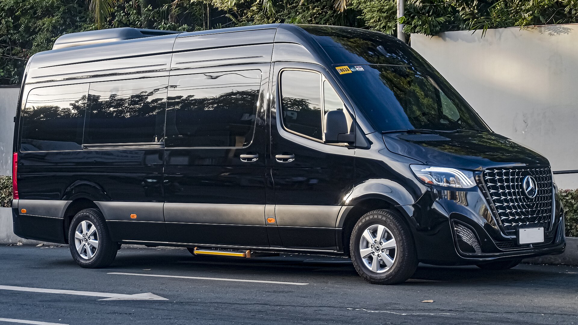 Mercedes Sprinter Van - Midwest Limousine fleet